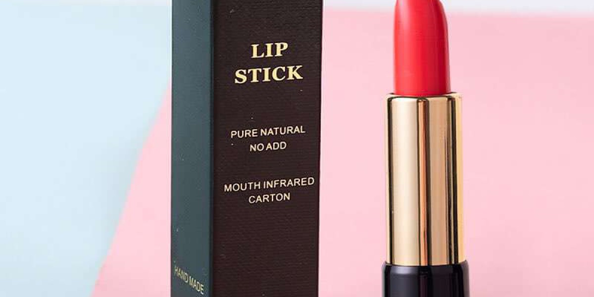 What Makes A Lipstick Brand Look Ready For Retail?